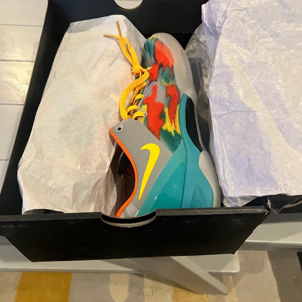 Kobe 8 Venice Beach